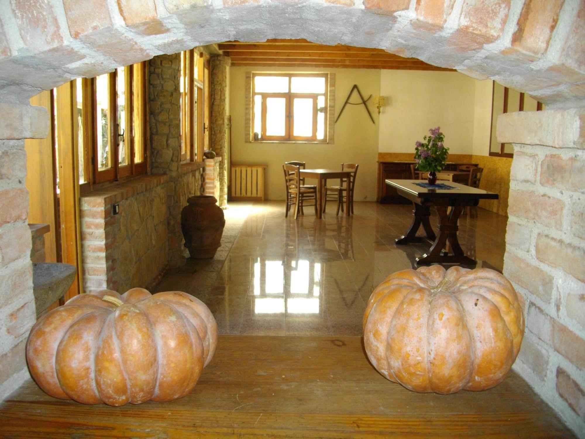 Villa La Martinella Canelli Exterior foto